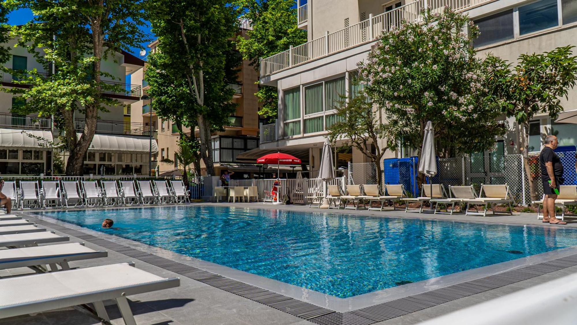Hotel Aiglon Rimini Exterior photo