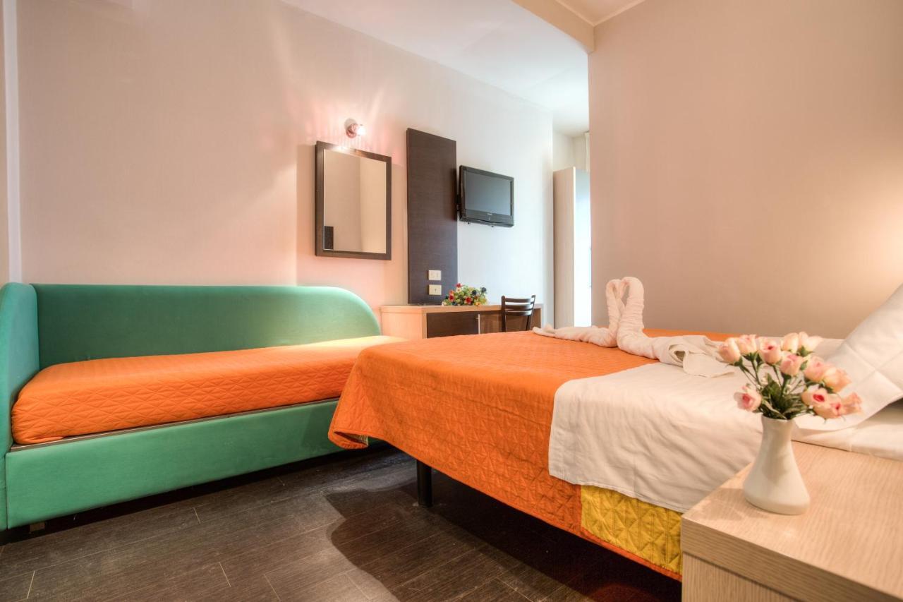 Hotel Aiglon Rimini Exterior photo