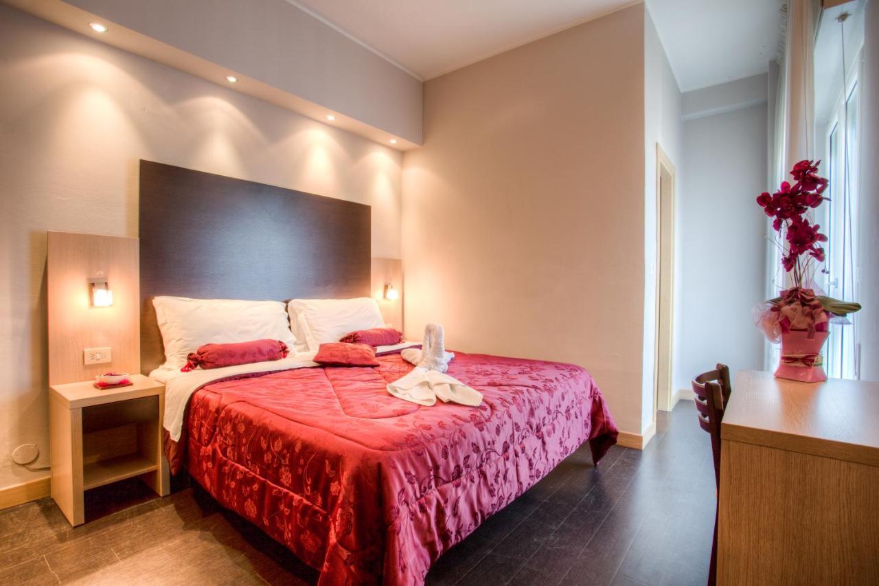 Hotel Aiglon Rimini Exterior photo